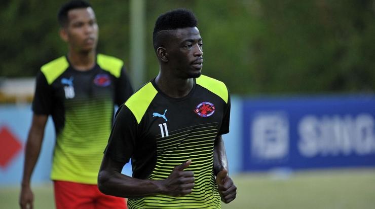 Hau ve nguoi Phap tu tin bat bai Vu Minh Tuan hinh anh