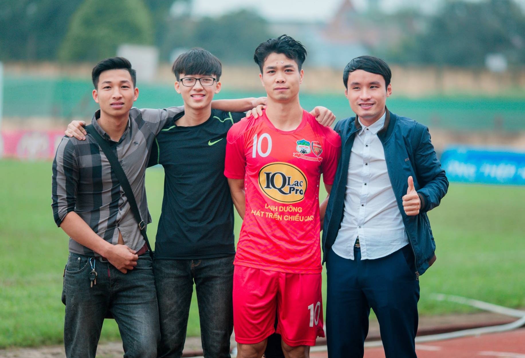 Cong Phuong tro ve san Vinh anh 6