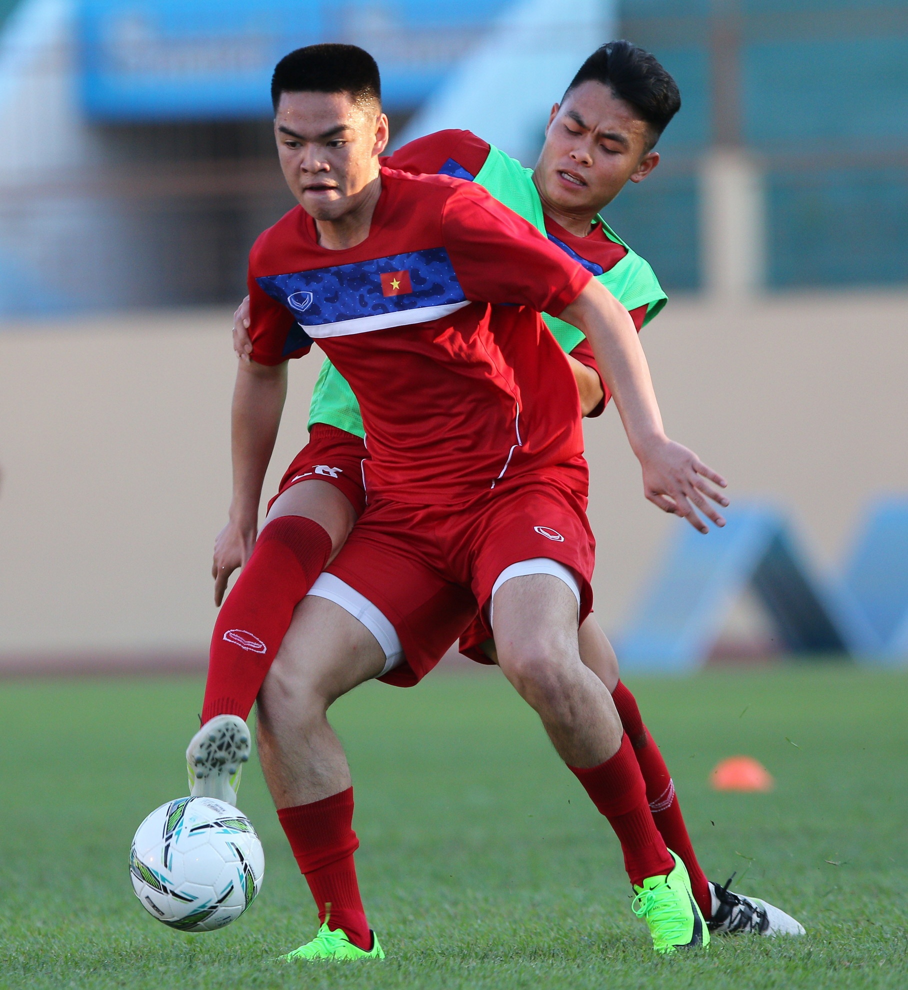 Hoang Anh Tuan lo lang vi chan thuong anh 1