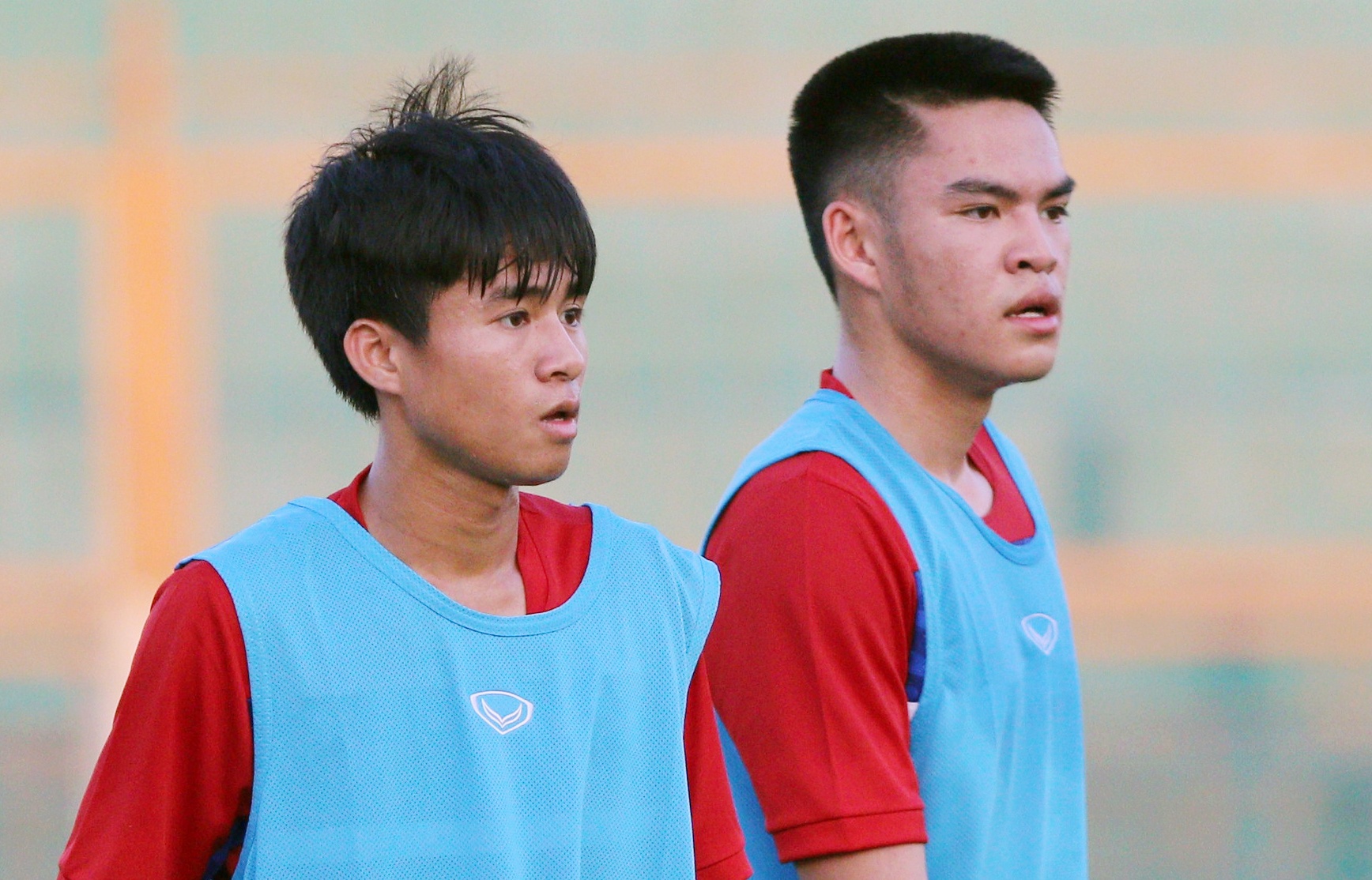 U20 Viet Nam: Tony Tuan Anh da cap voi Thanh Hau hinh anh