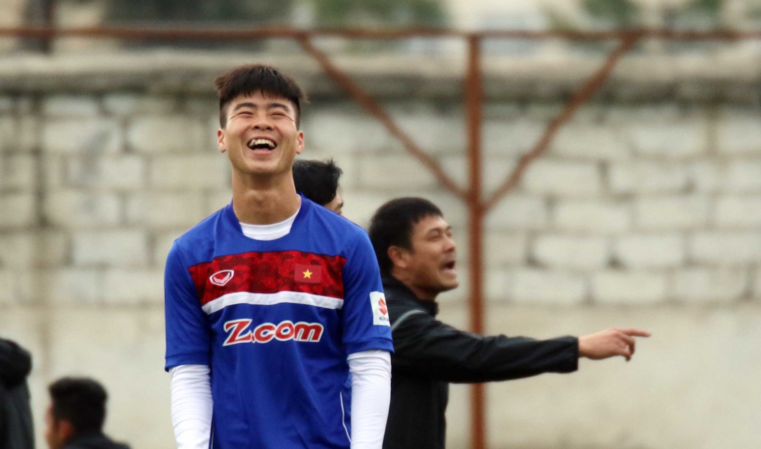 Tuyen Viet Nam sang khoai trong buoi tap dau o Tajikistan hinh anh