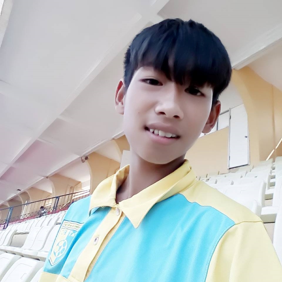 Cau thu U15 Ha Noi gian lan tuoi bi cam thi dau 1 den 5 nam hinh anh