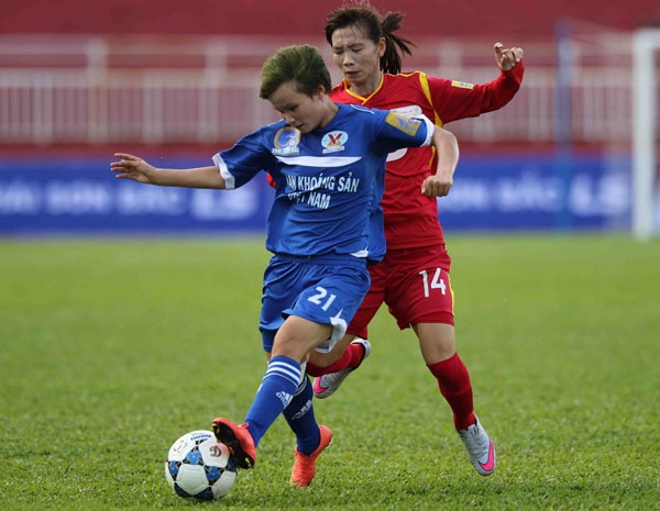 Khai mac bong da nu Thai Son Bac 2017 anh 1