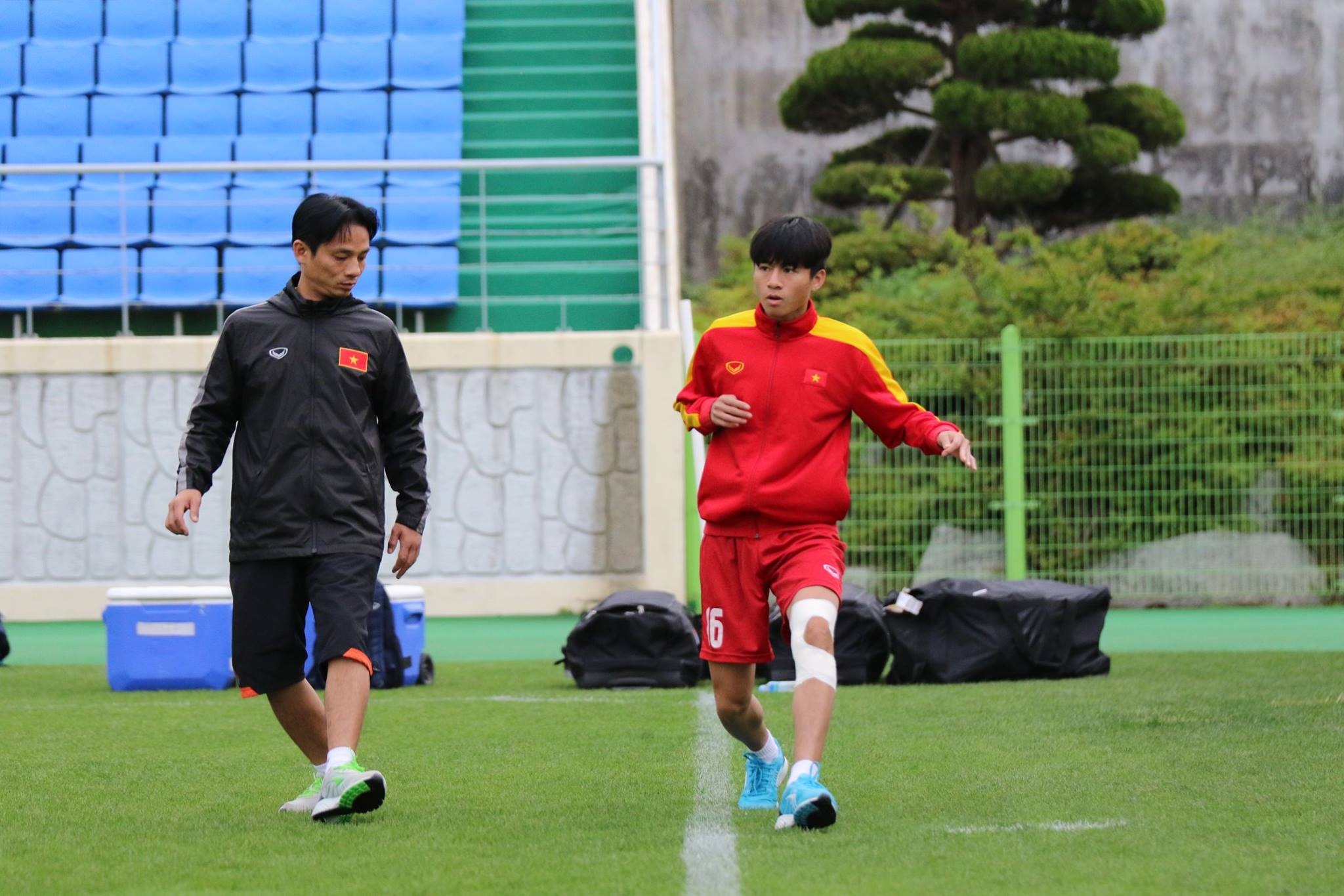 U20 Viet Nam tap buoi dau o Han Quoc anh 3