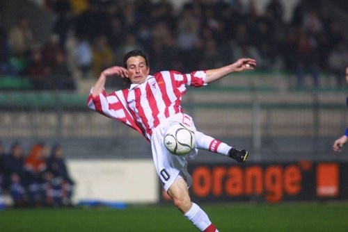 Video ban thang cua Franck Durix trong thoi gian thi dau o Nhat Ban hinh anh