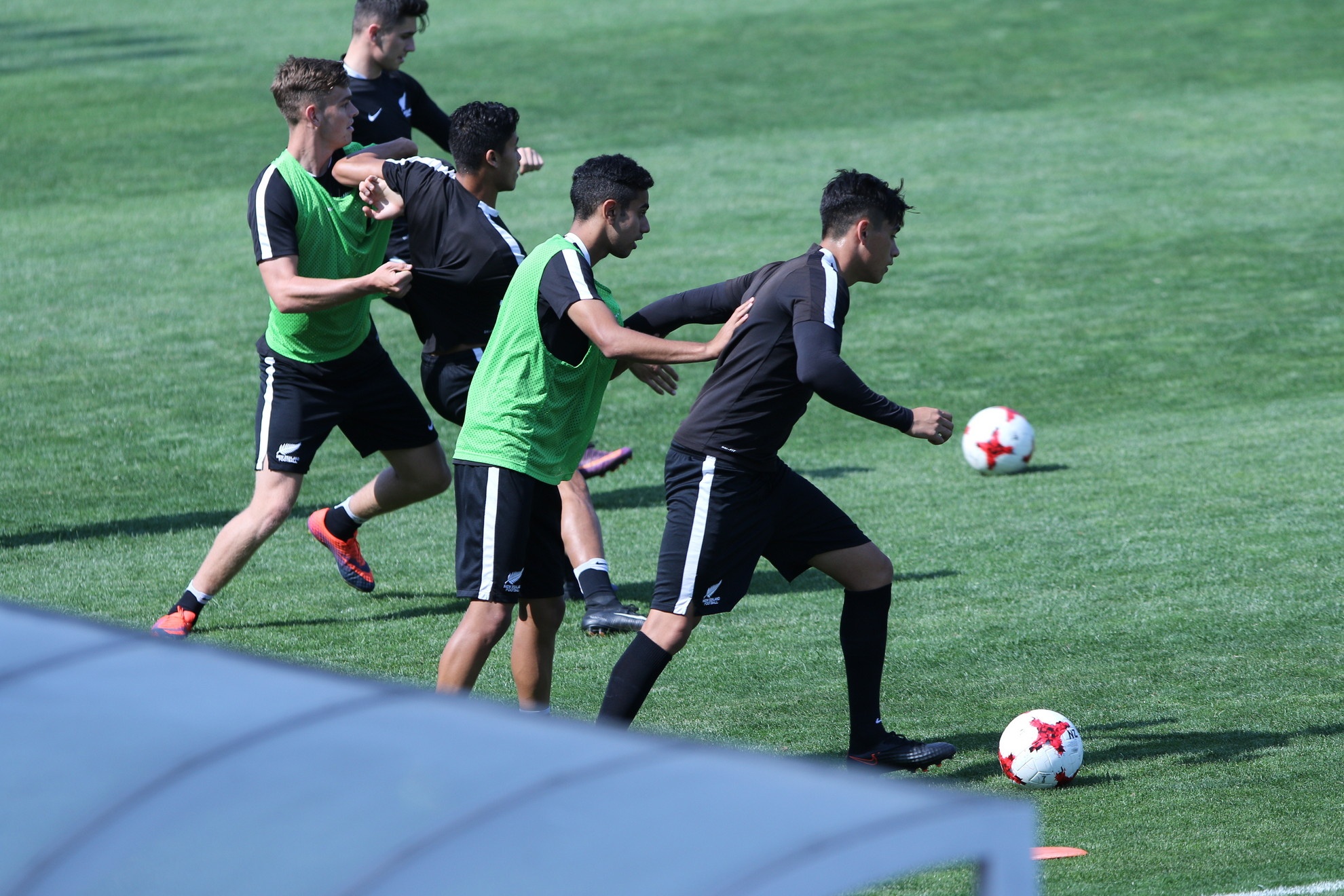 Video cau thu U20 New Zealand tap luyen tich cuc truoc tran gap U20 Viet Nam hinh anh