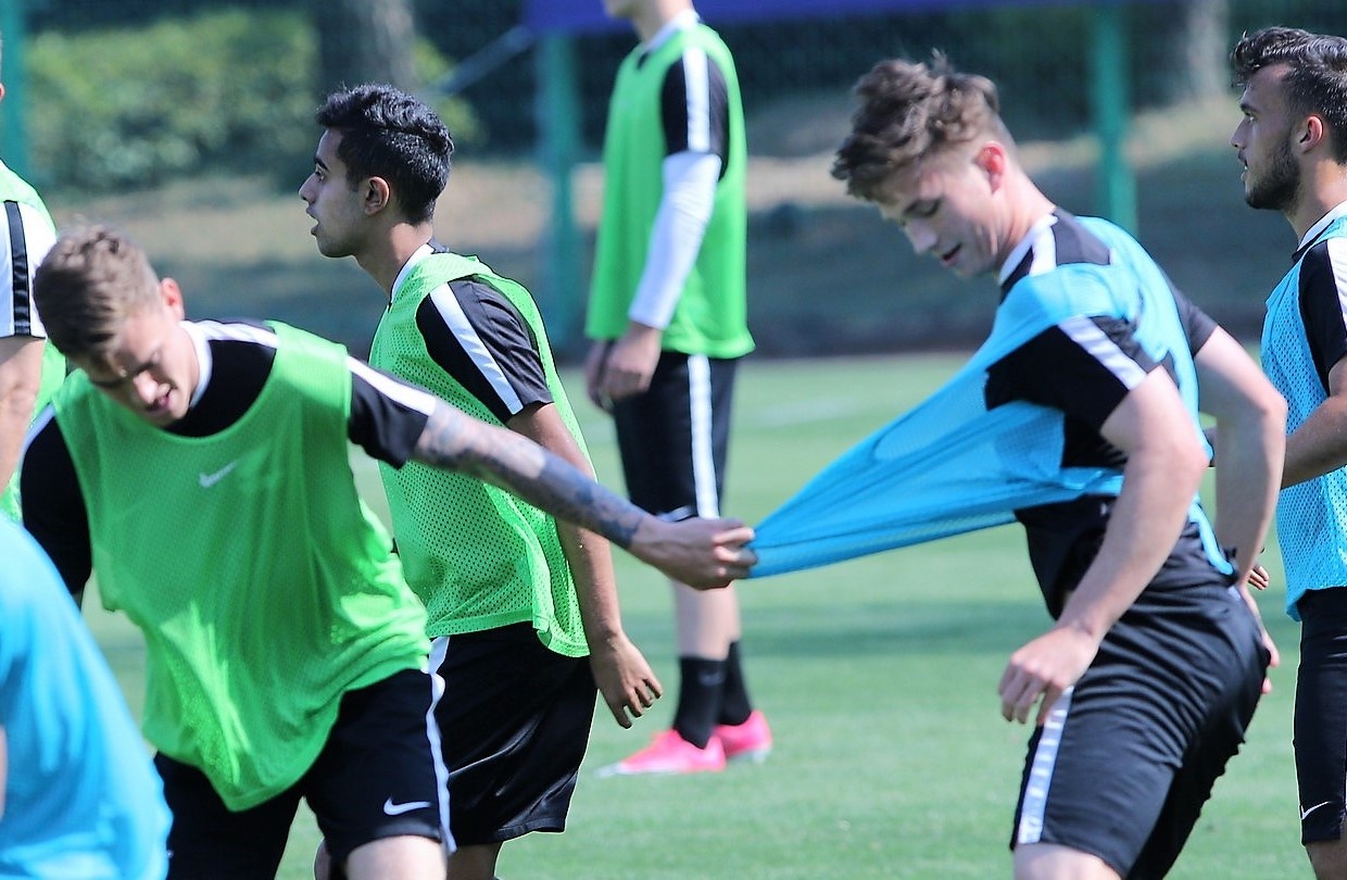 U20 New Zealand tap day sau, keo ao truoc tran gap Viet Nam hinh anh