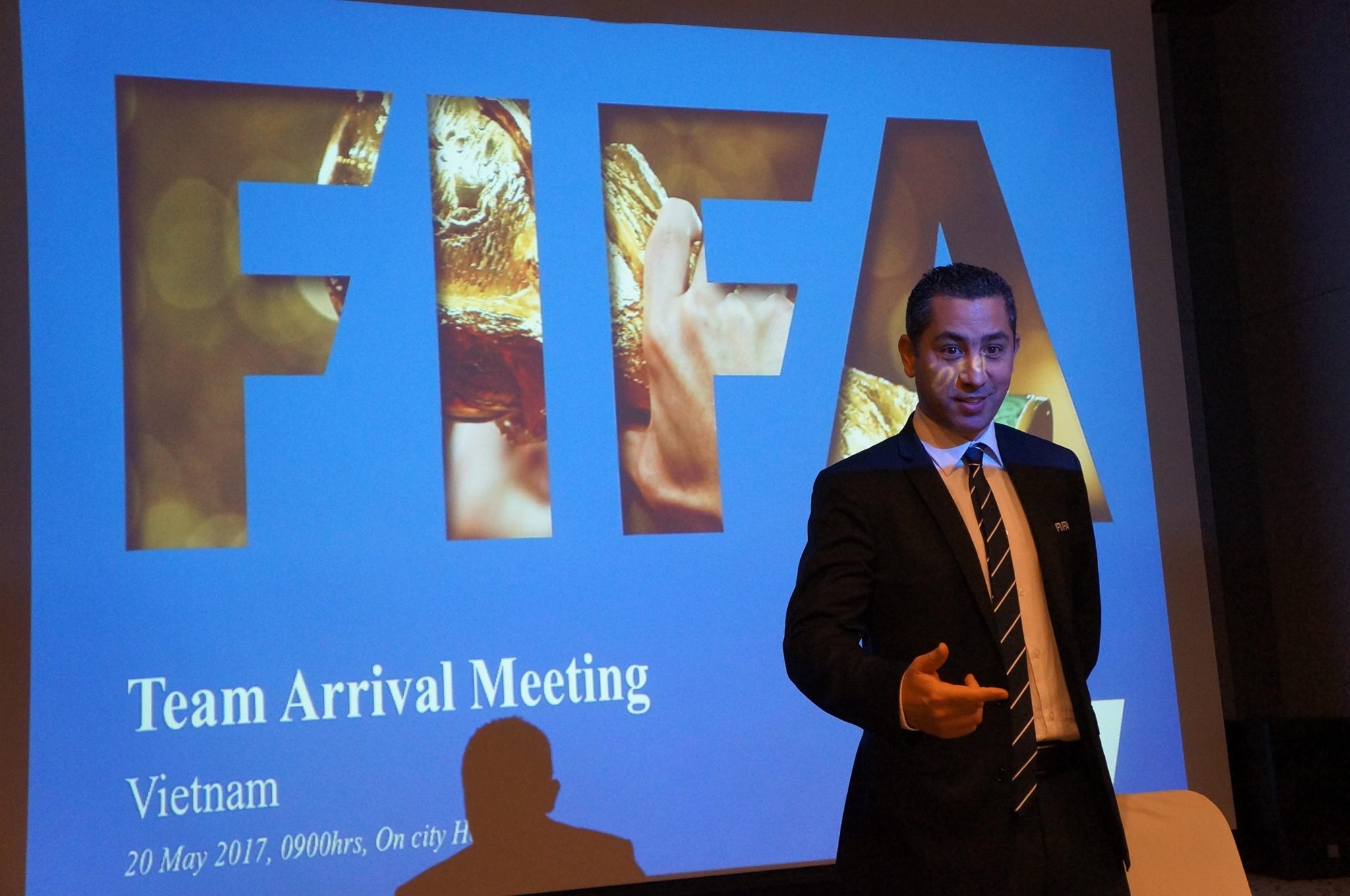 FIFA khuyen cao hanh vi bao luc voi U20 Viet Nam hinh anh