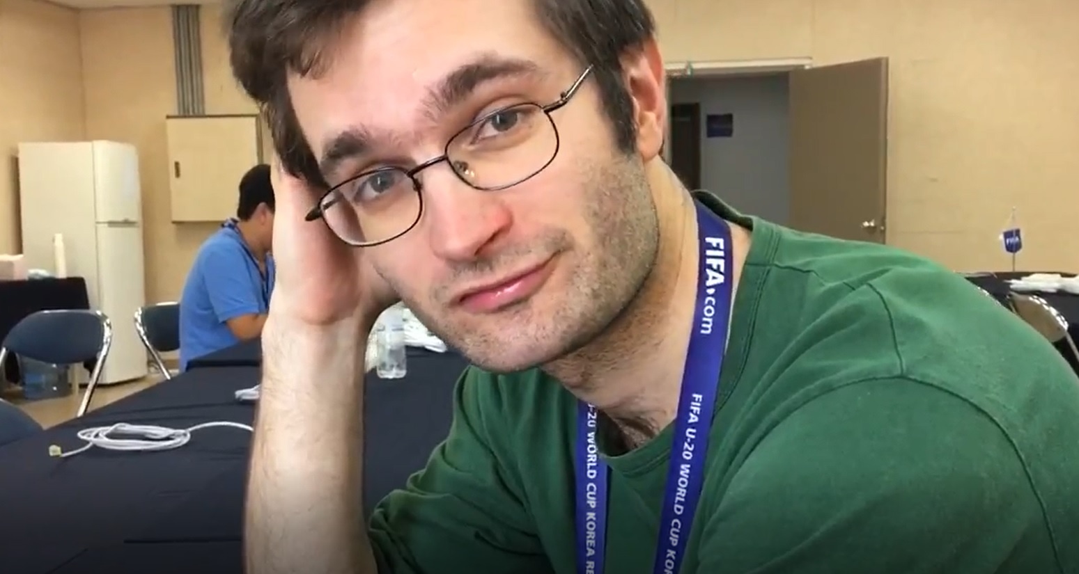 Nha bao Phap thua nhan khong biet cau thu nao cua U20 Viet Nam hinh anh