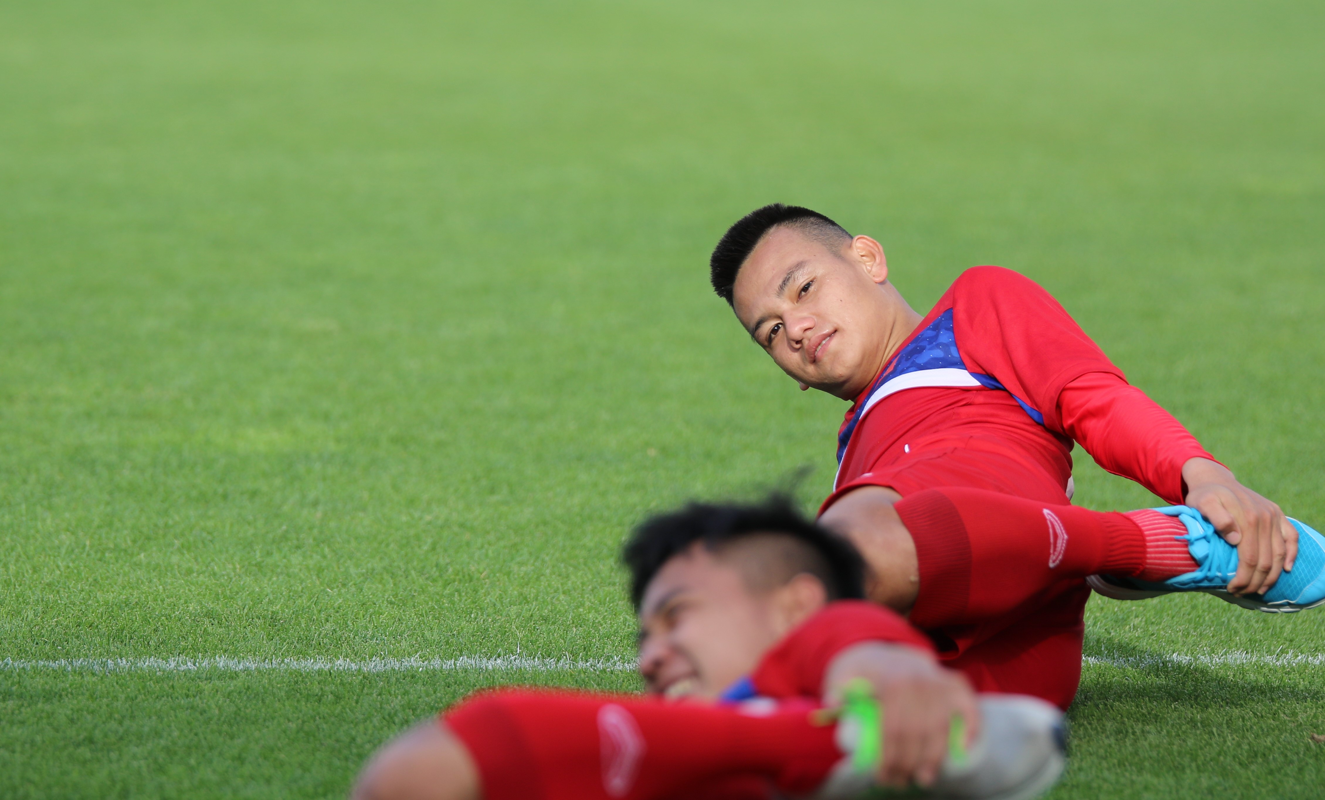 U20 Viet Nam di bo lam quen san thi dau tran gap U20 New Zealand hinh anh