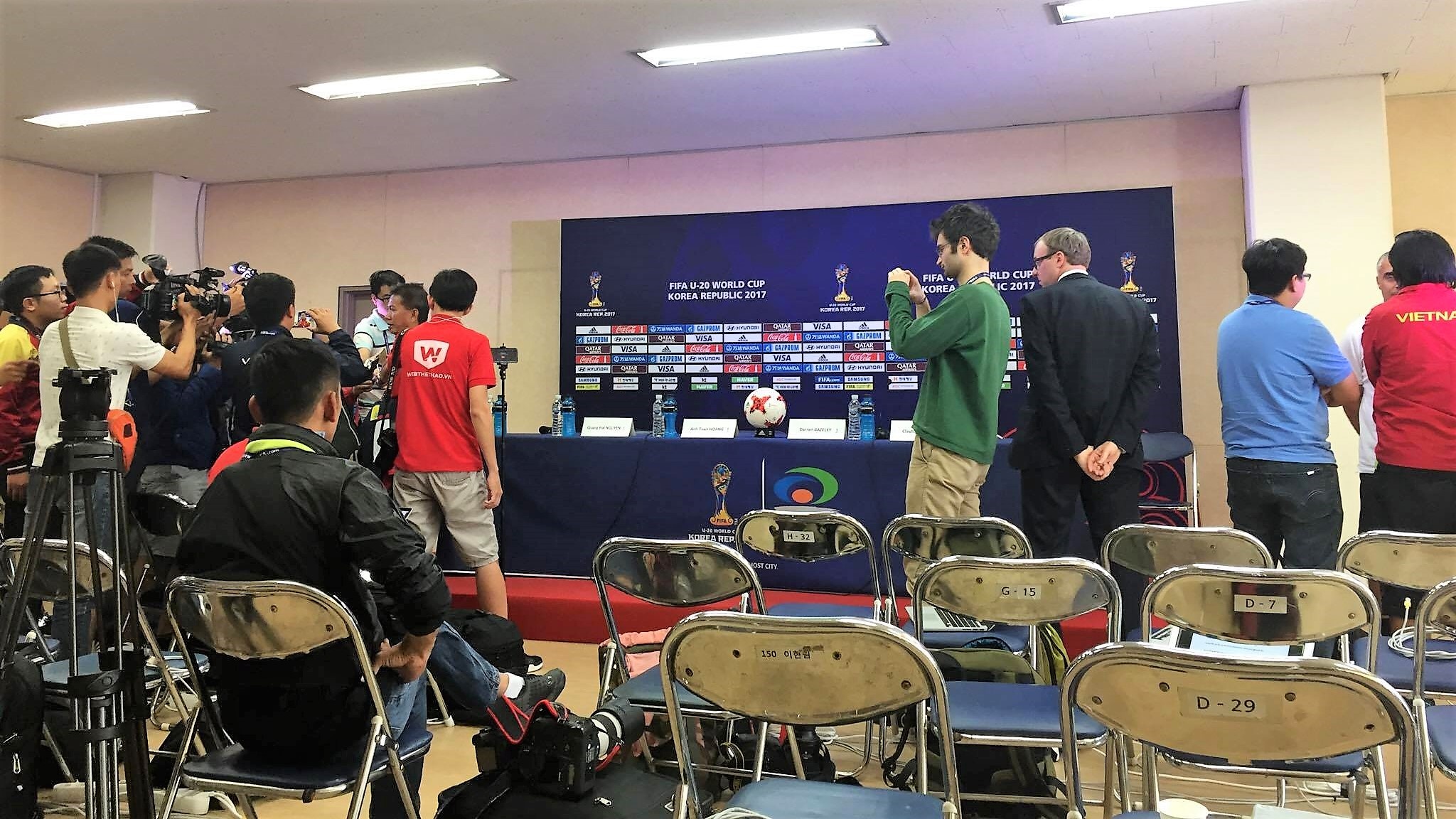 Báo chí New Zealand coi thường Việt Nam ảnh 2 Bao chi New Zealand coi thuong Viet Nam anh 2