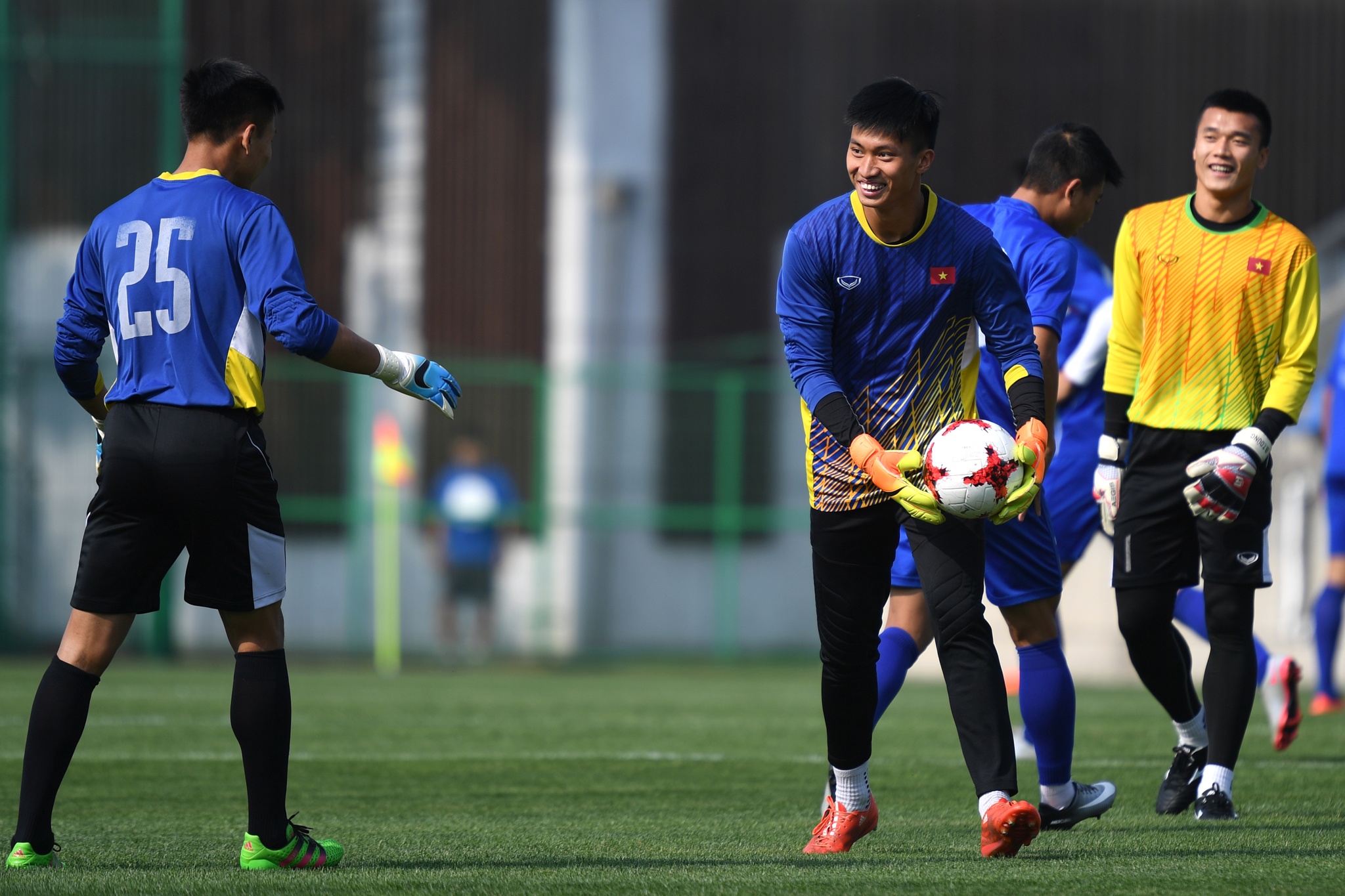 U20 Viet Nam vs U20 Phap, anh 1