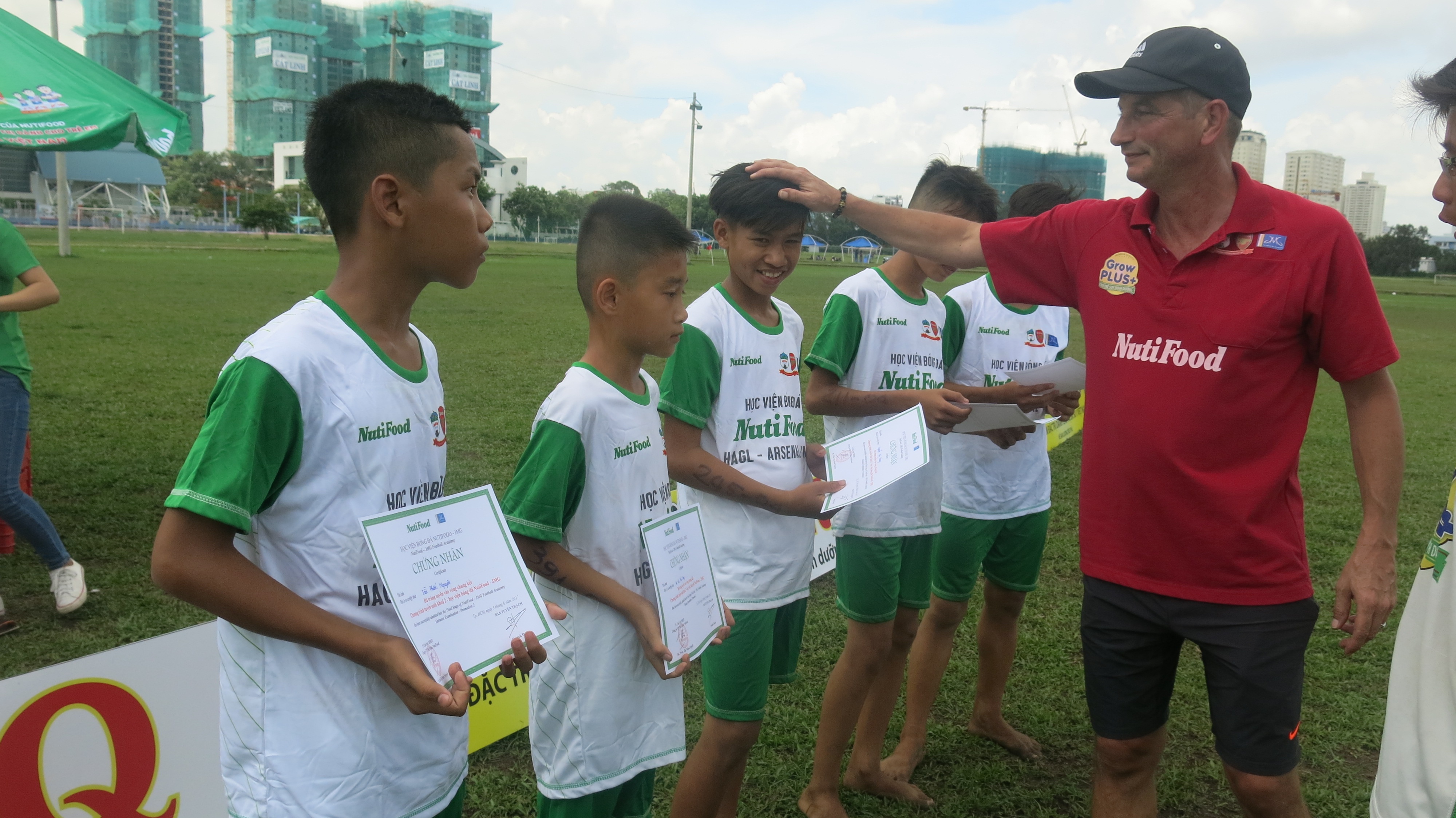 Hoc vien JMG o TP HCM tuyen sinh anh 3