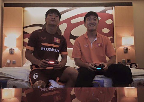 Xuan Truong xau ho khi thua Que Ngoc Hai o tran dau PES hinh anh