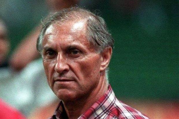 Cuu HLV tuyen Viet Nam qua doi, anh 1