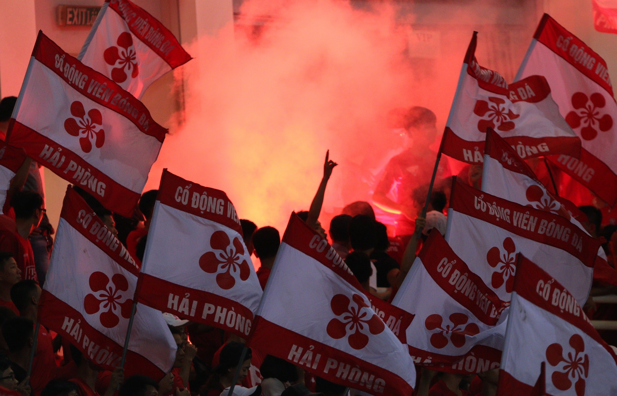 CDV Hai Phong bi cam di san khach het nam 2017 vi dot phao sang hinh anh