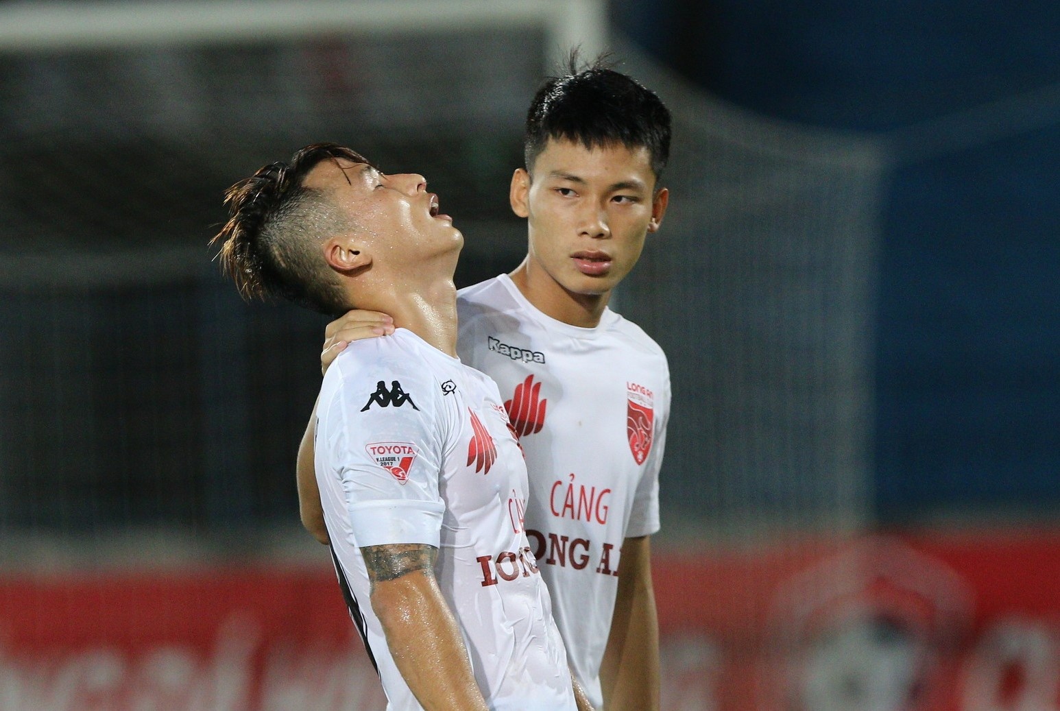 Cau thu Long An suy sup sau tran thua nguoc Hai Phong hinh anh