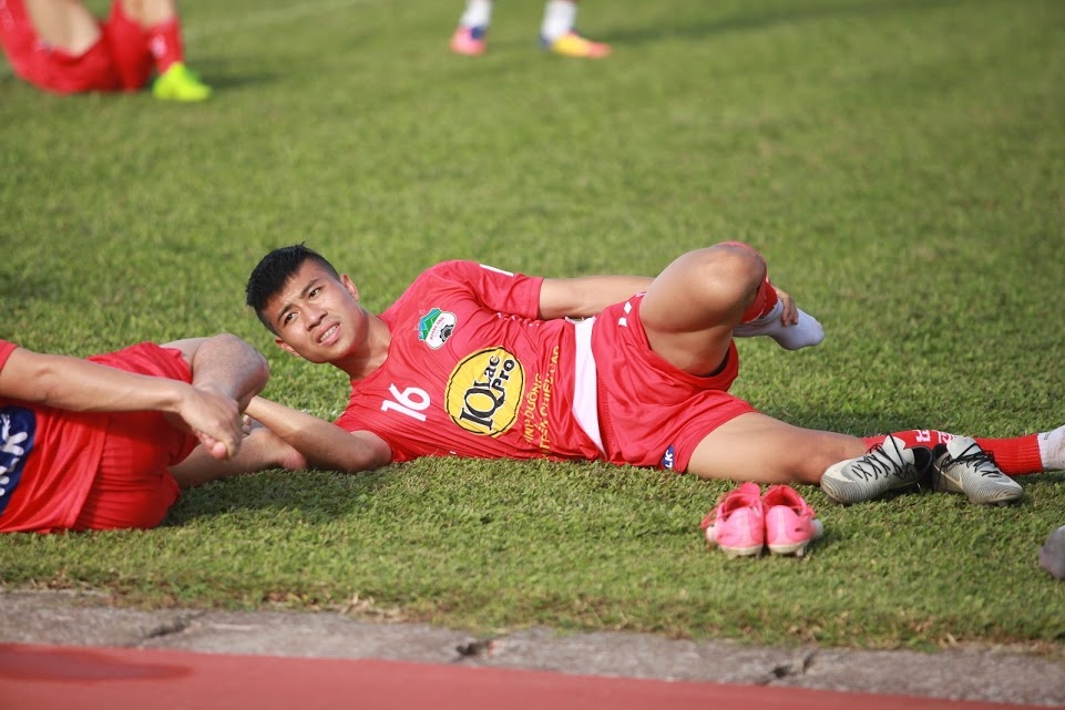 HAGL gap kho khan chong chat truoc Thanh Hoa anh 1