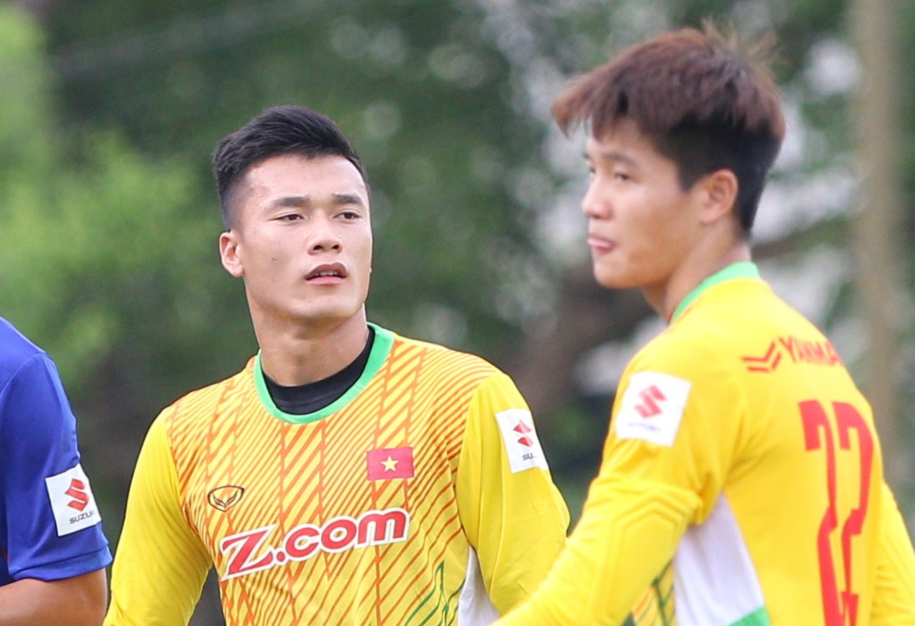 Thu mon U20 Viet Nam so bi HLV Huu Thang loai khoi U22 Viet Nam hinh anh