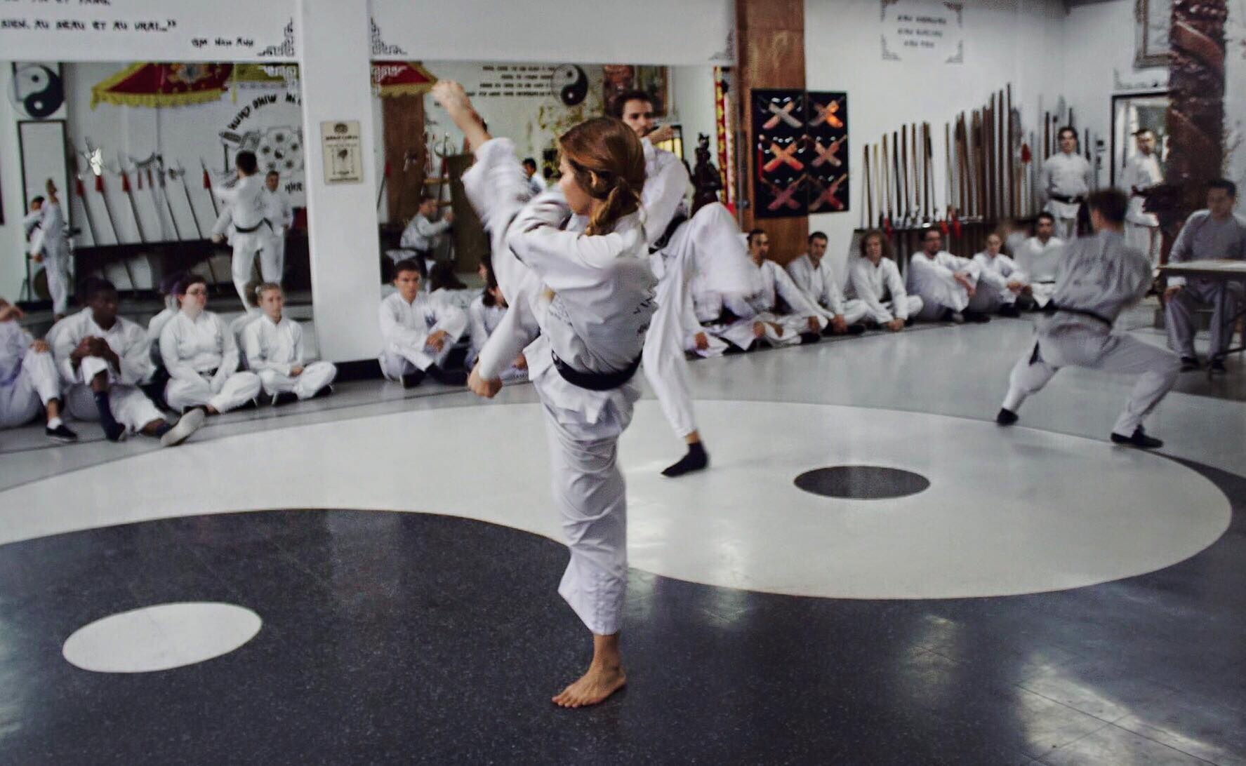 Con gai chuong mon Vinh Xuan anh 1