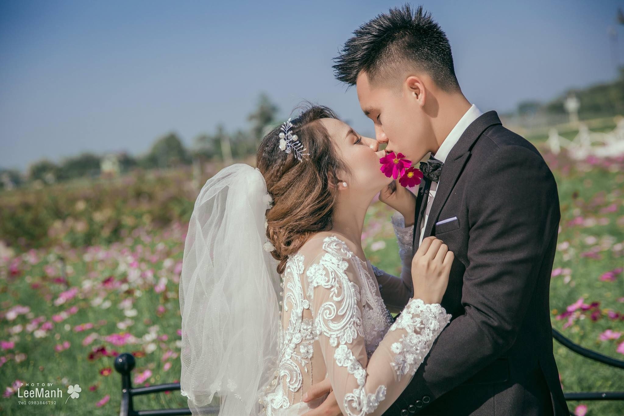 Van Toan dong vien ban gai, anh 8