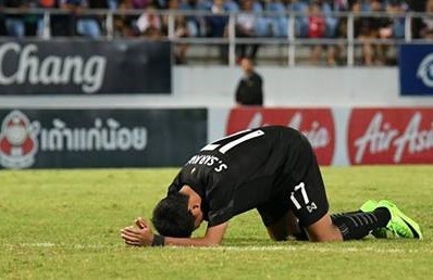 U15 Thai Lan guc nga nhin U15 Viet Nam len ngoi vo dich AFF hinh anh