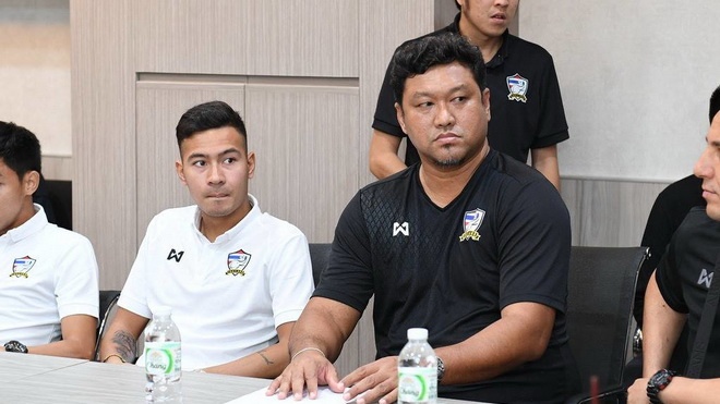 'U22 Thai Lan co loi choi thuc dung hon thoi Kiatisak' hinh anh