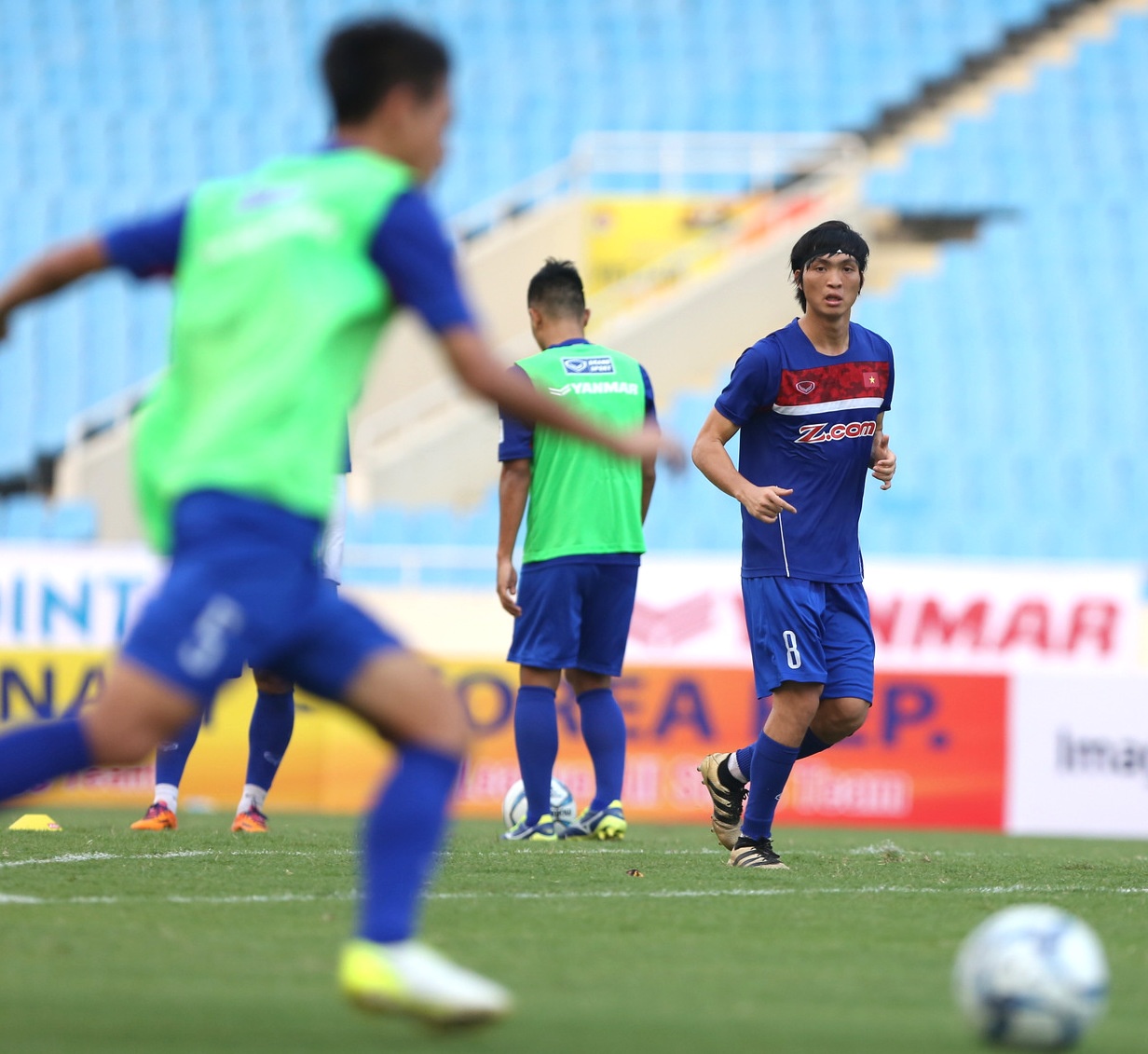 Fan nu tang hoa Van Toan anh 4