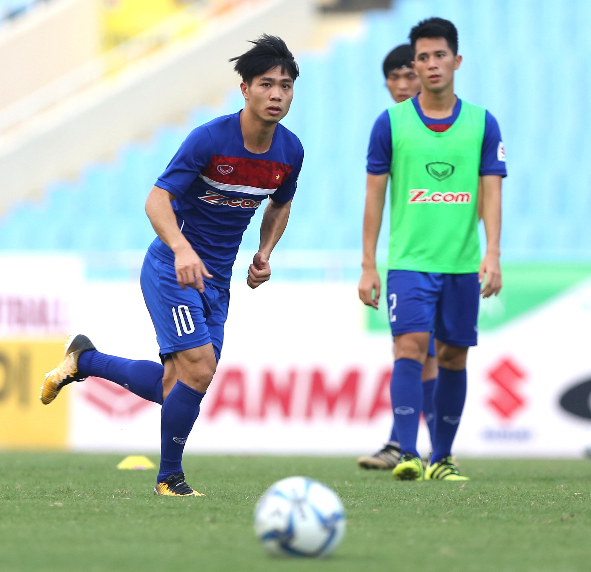 Fan nu tang hoa Van Toan anh 5