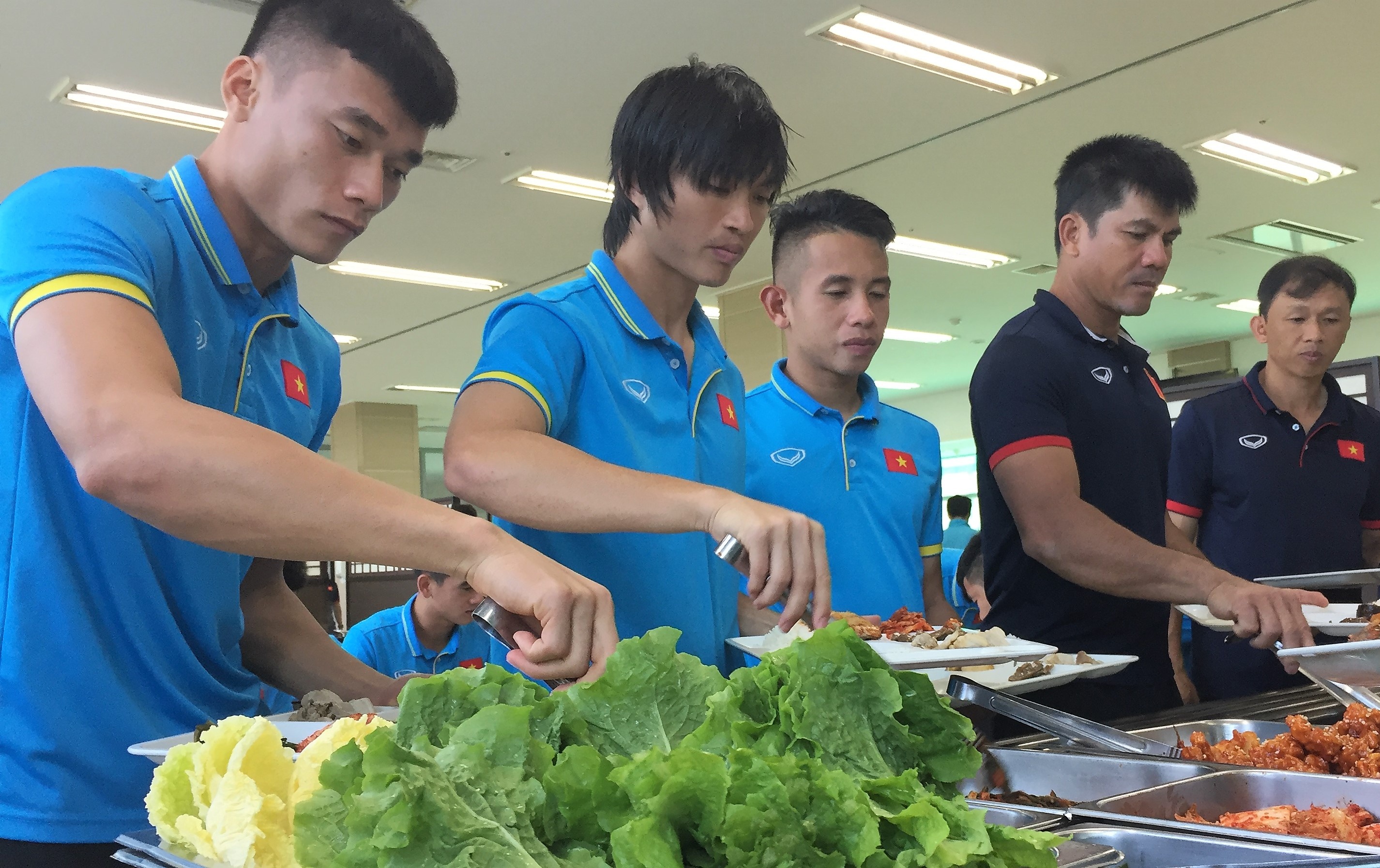 Han Quoc dai U22 Viet Nam an lau anh 1