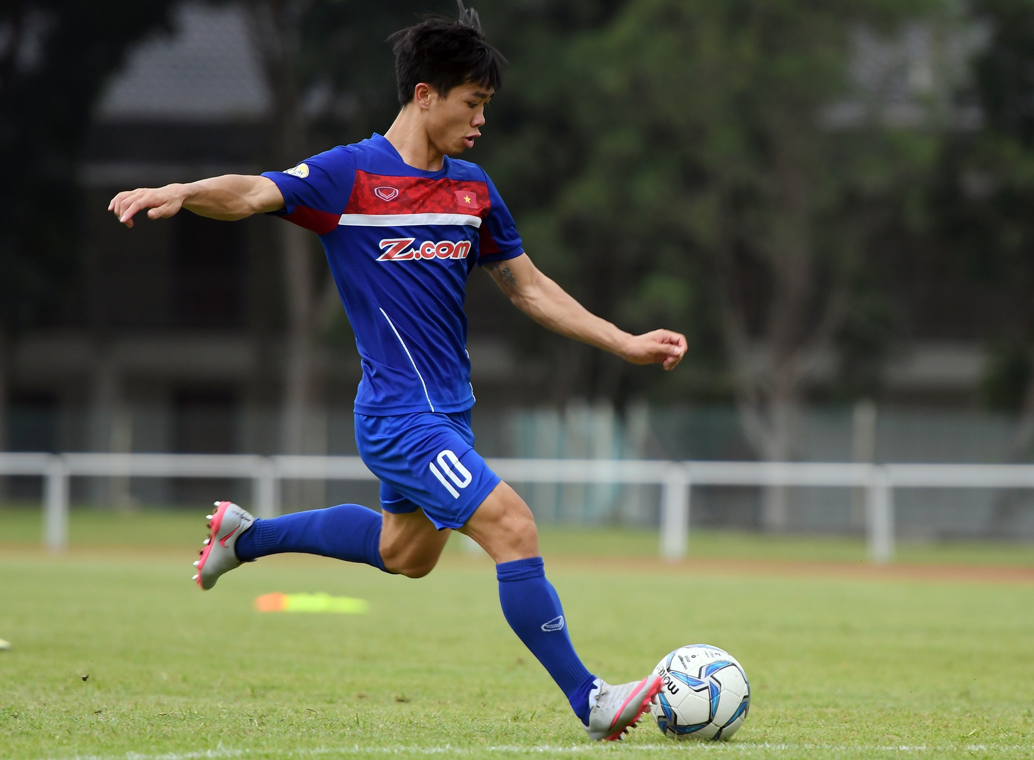 U22 Việt Nam tập dứt điểm ở Malaysia, ảnh 8 U22 Viet Nam tap dut diem o Malaysia, anh 8