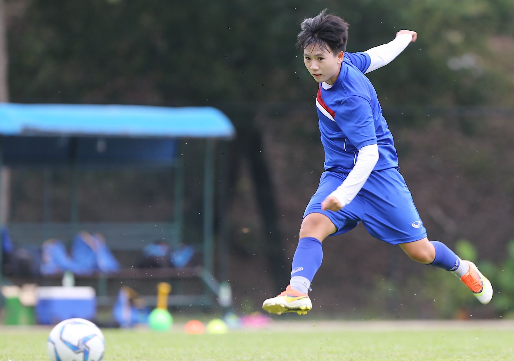 Tuyen nu Viet Nam ren dut diem khi vua toi Malaysia hinh anh