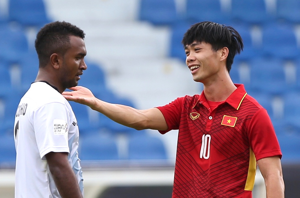 Cong Phuong choc tuc hau ve Dong Timor vi pham loi voi Van Toan hinh anh