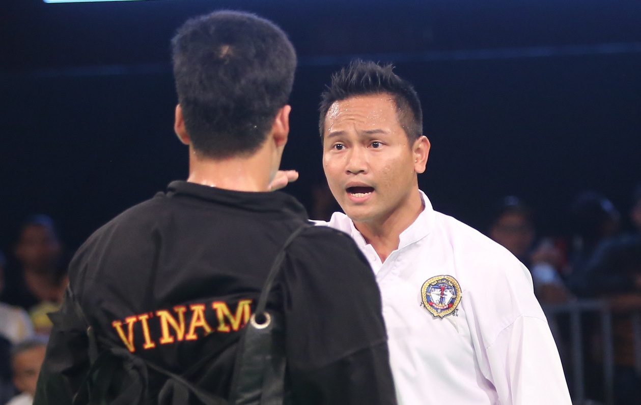 May cham diem hong, vo si Viet thua nguoc chu nha Malaysia hinh anh