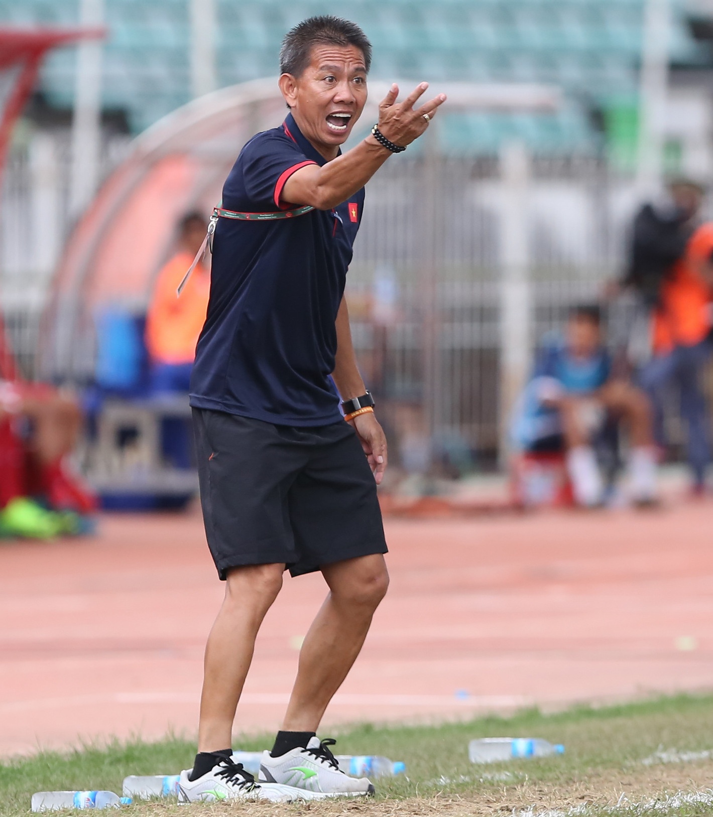 Bau Duc che Hoang Anh Tuan, anh 1