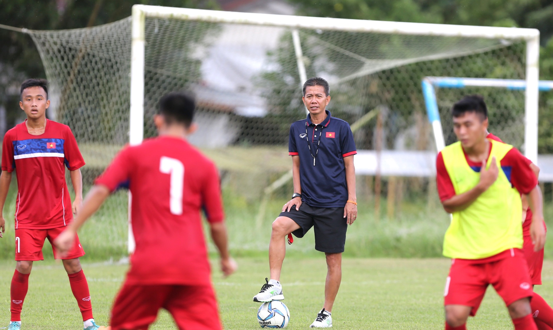 U18 Viet Nam tap sut luan luu, anh 2