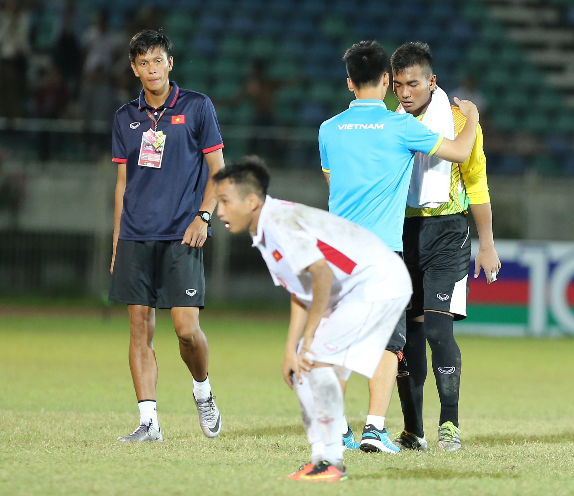 U18 Viet Nam thua U18 Myanmar, anh 1