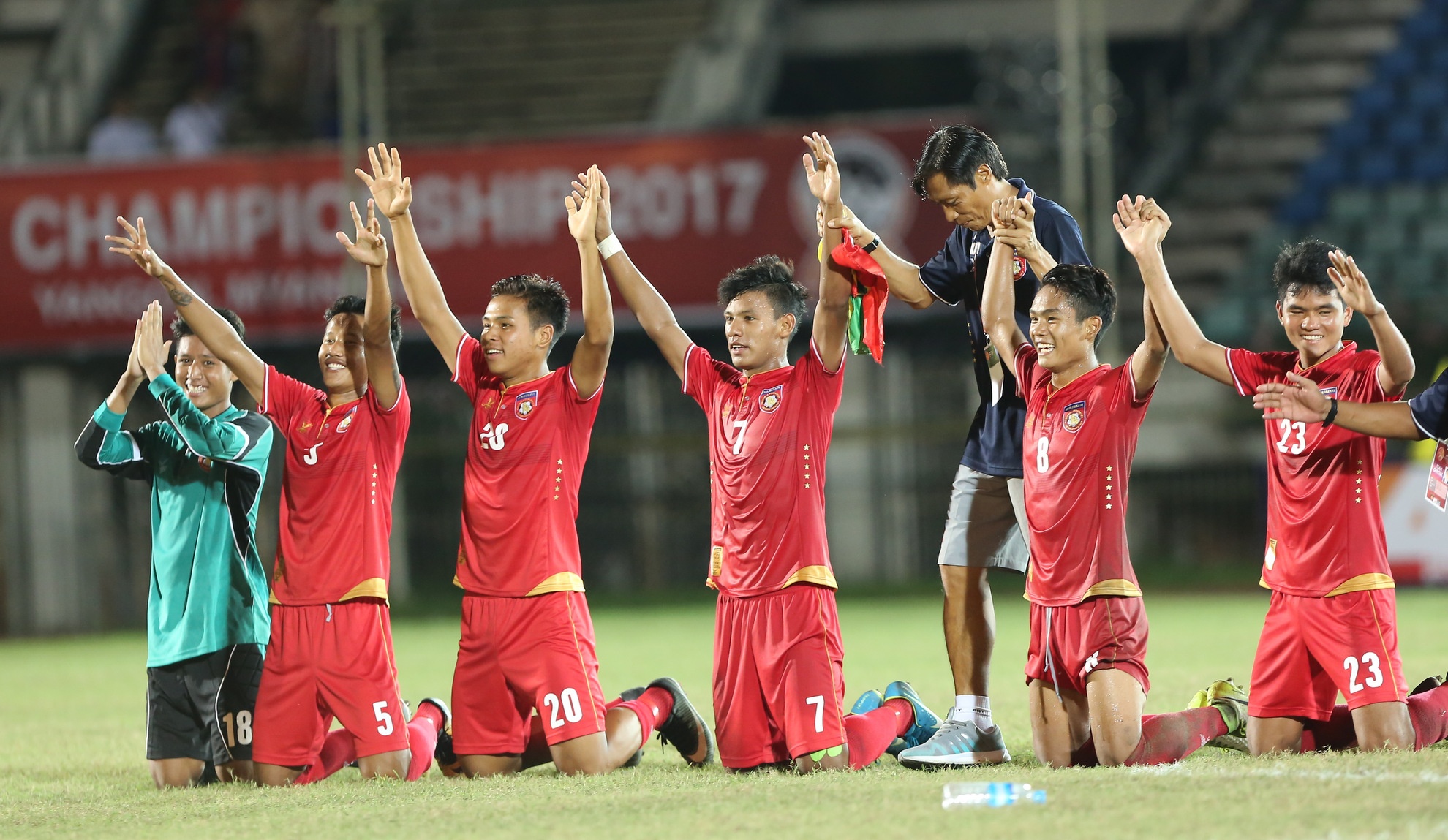 U18 Viet Nam thua U18 Myanmar, anh 6