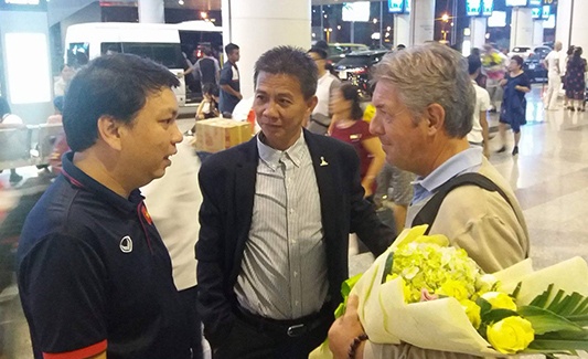 HLV Hoang Anh Tuan tiep tuc dan dat U19 Viet Nam hinh anh