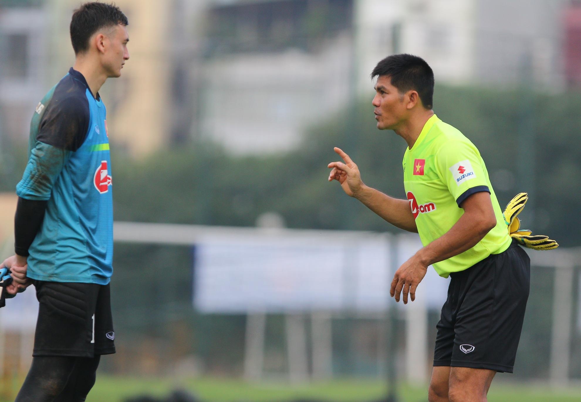 Thủ môn Văn Lâm không lên tuyển, ảnh 1 Thu mon Van Lam khong len tuyen, anh 1