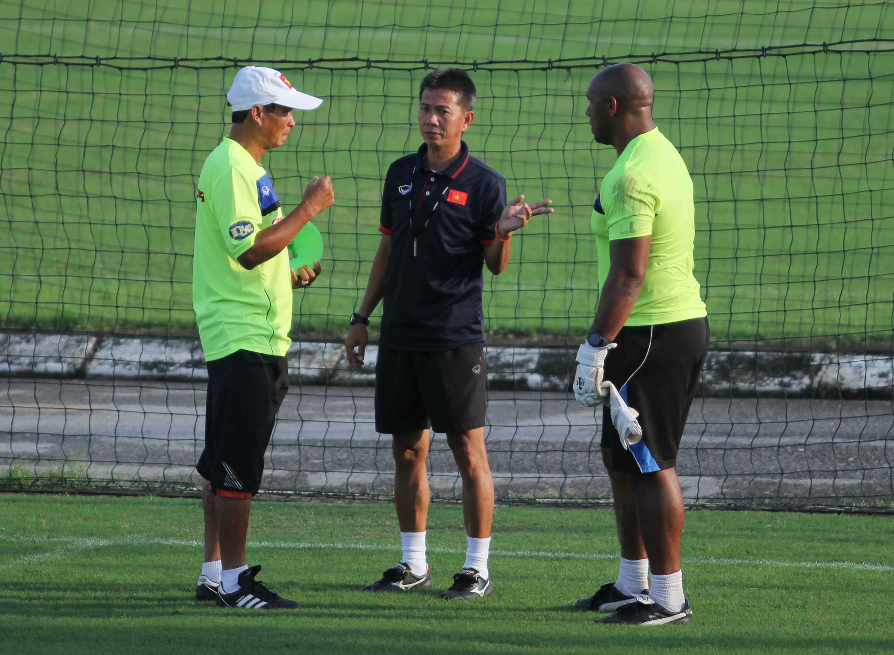 Jason Brown khoe bang 2 thu mon Viet, anh 2