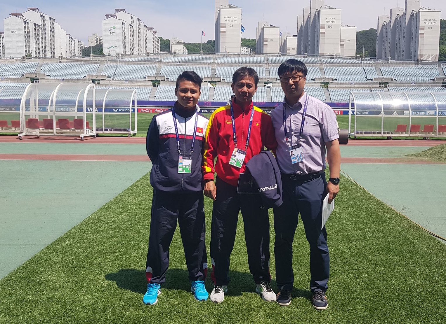 2 HLV Hàn Quốc sang VN vì thương mại, ảnh 2 2 HLV Han Quoc sang VN vi thuong mai, anh 2