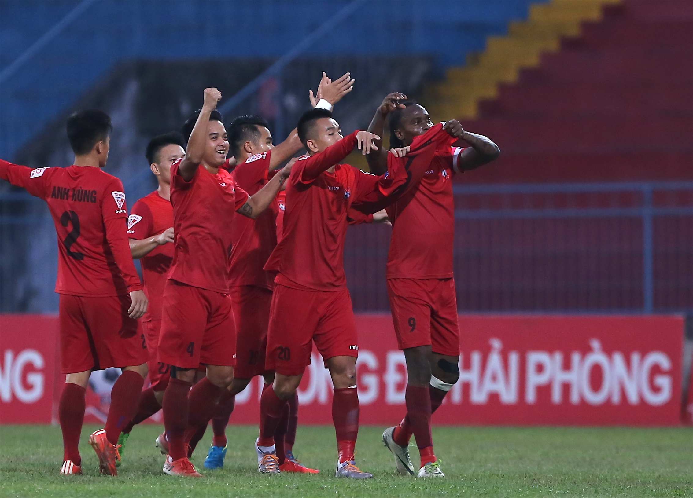 Minh Chau giai nghe, anh 4