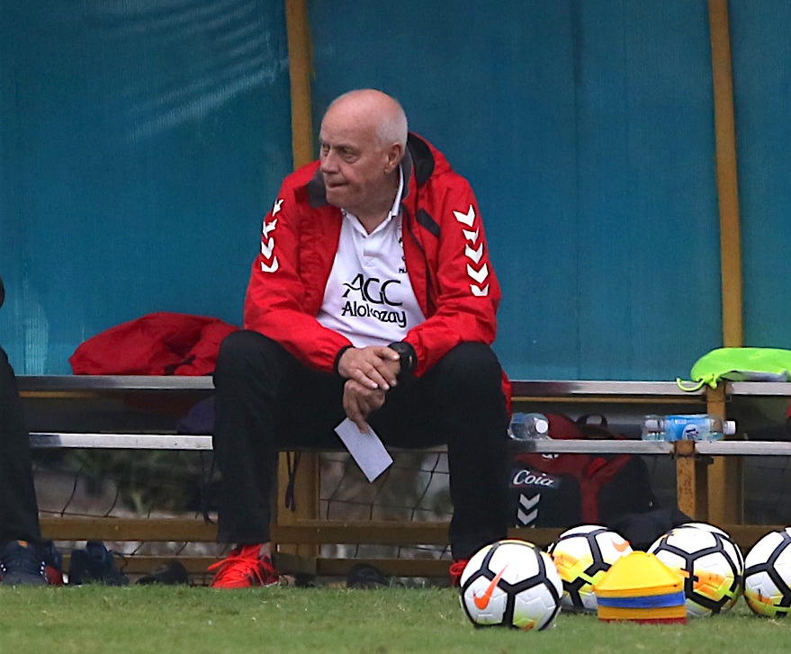 Afghanistan trinh do ngang Viet Nam, anh 1