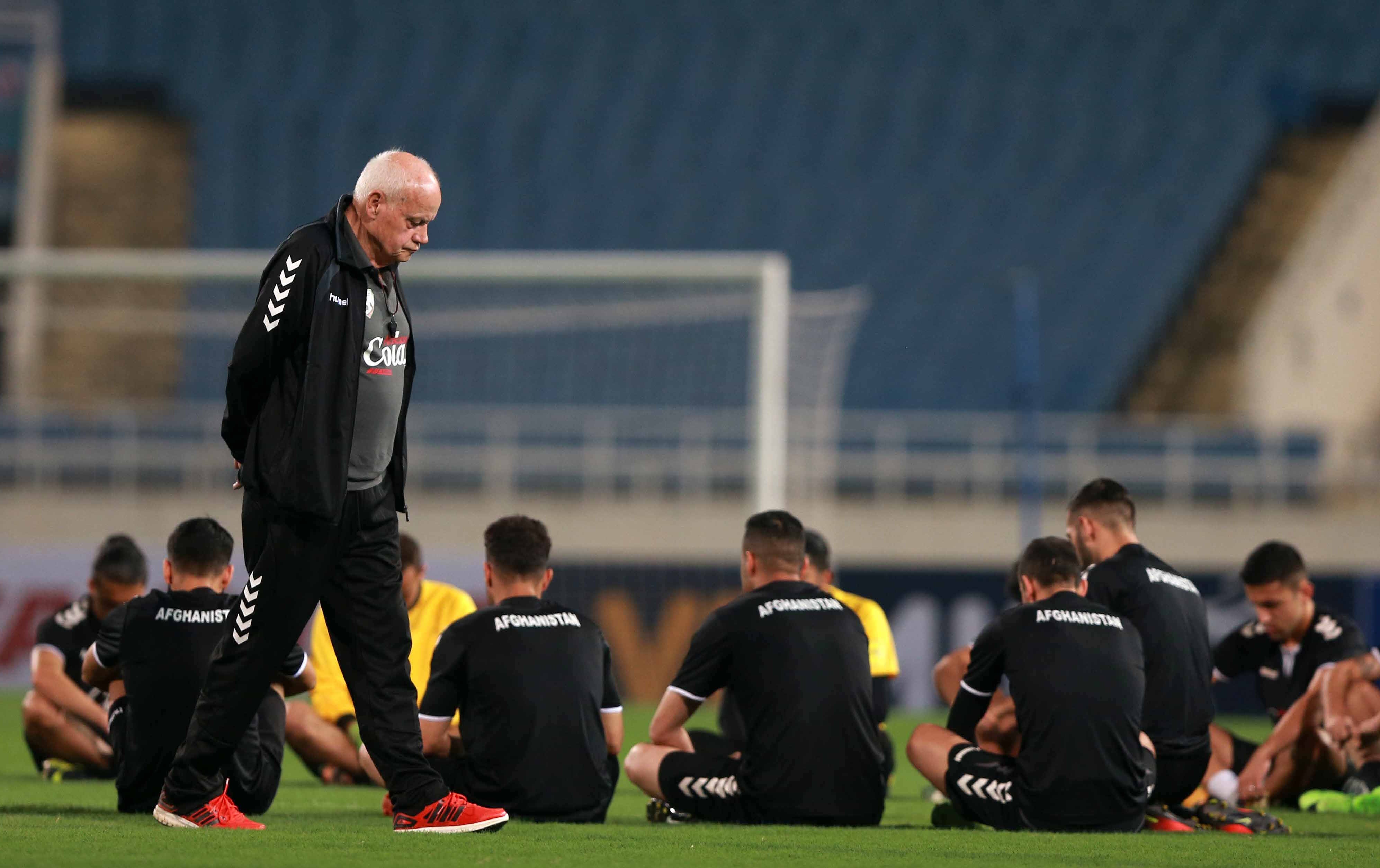 HLV Park Hang-seo cang thang, anh 9