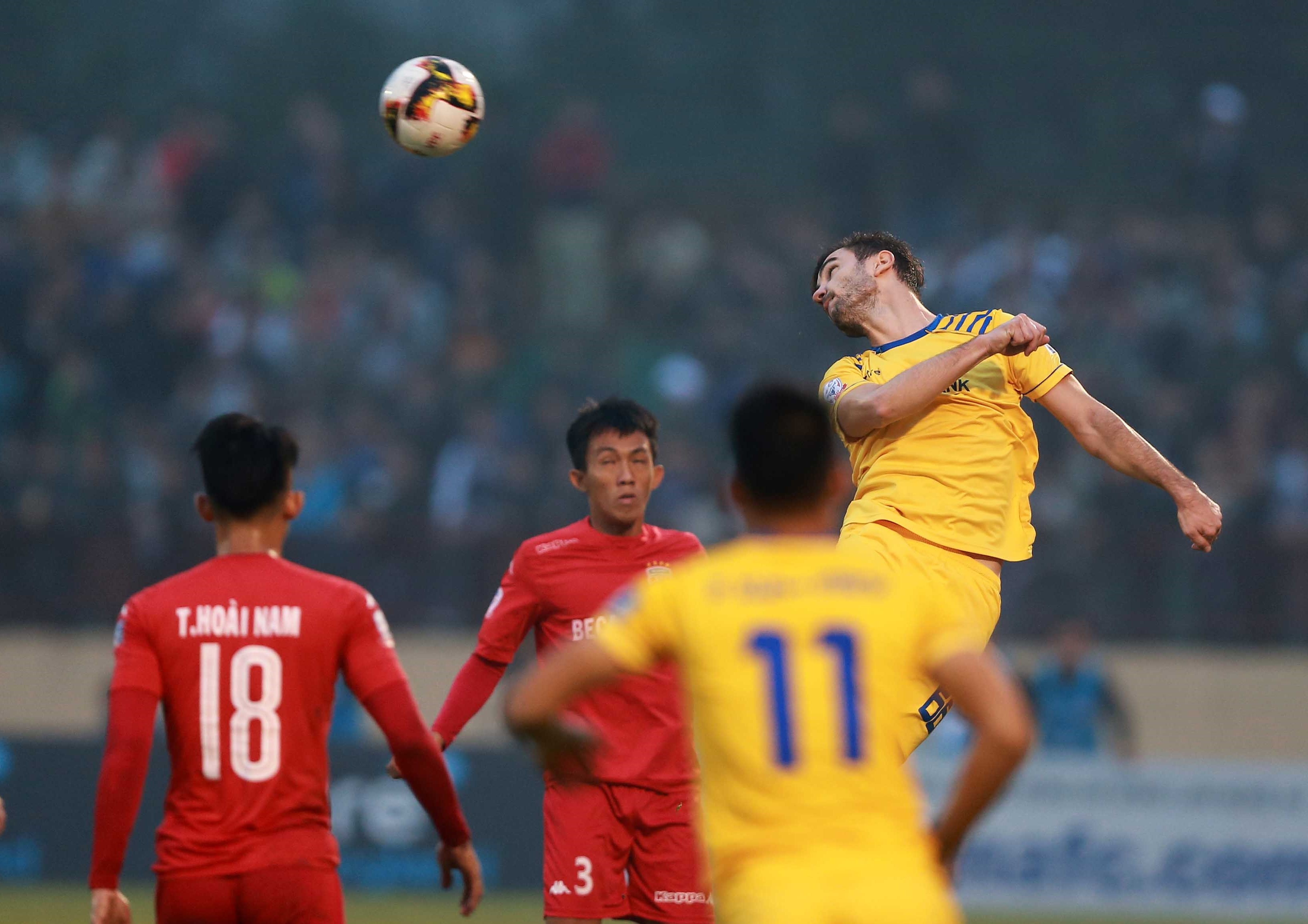 Cau thu SLNA vo oa chien thang, anh 3