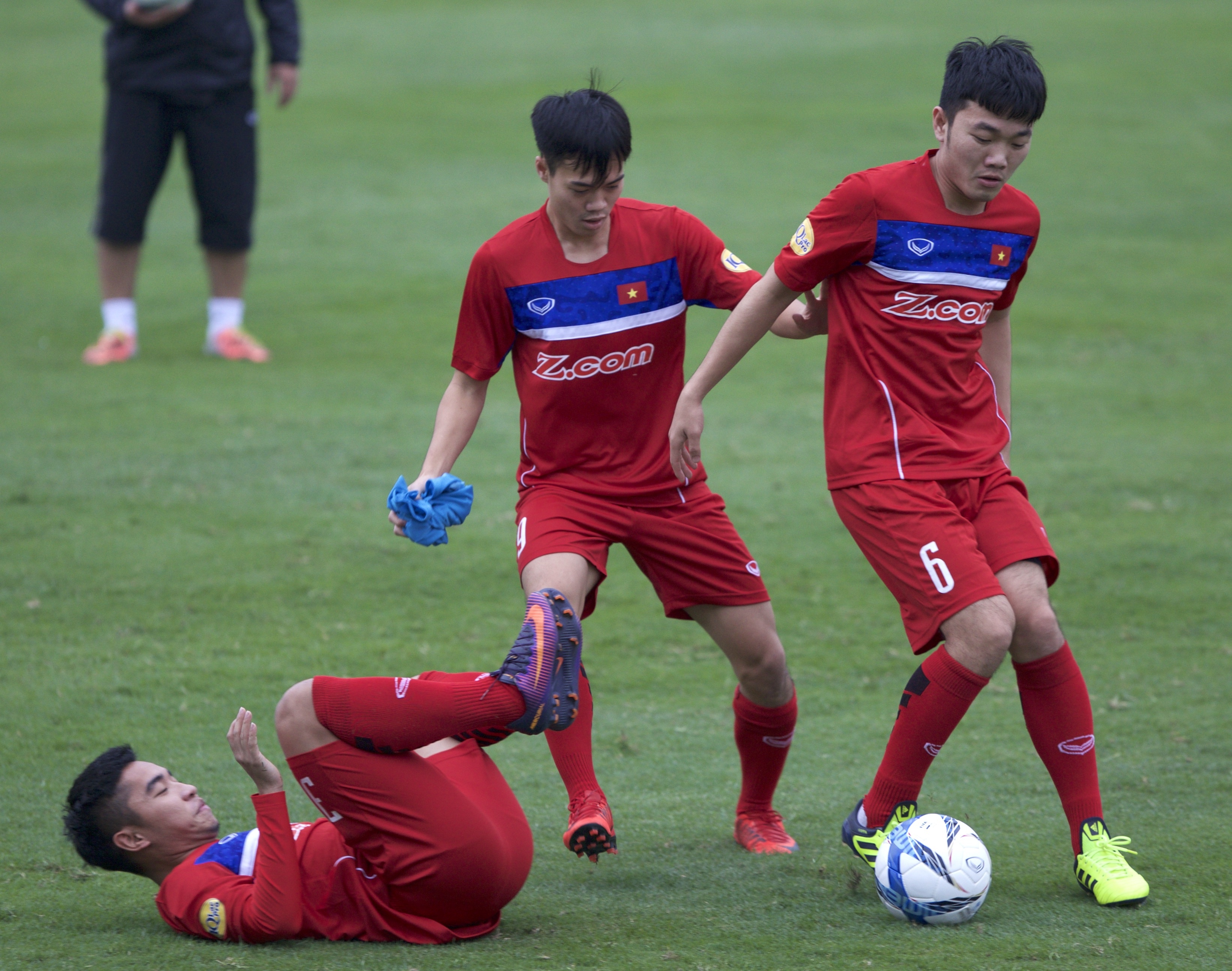 HLV Park trinh lang 2 tro ly, anh 4