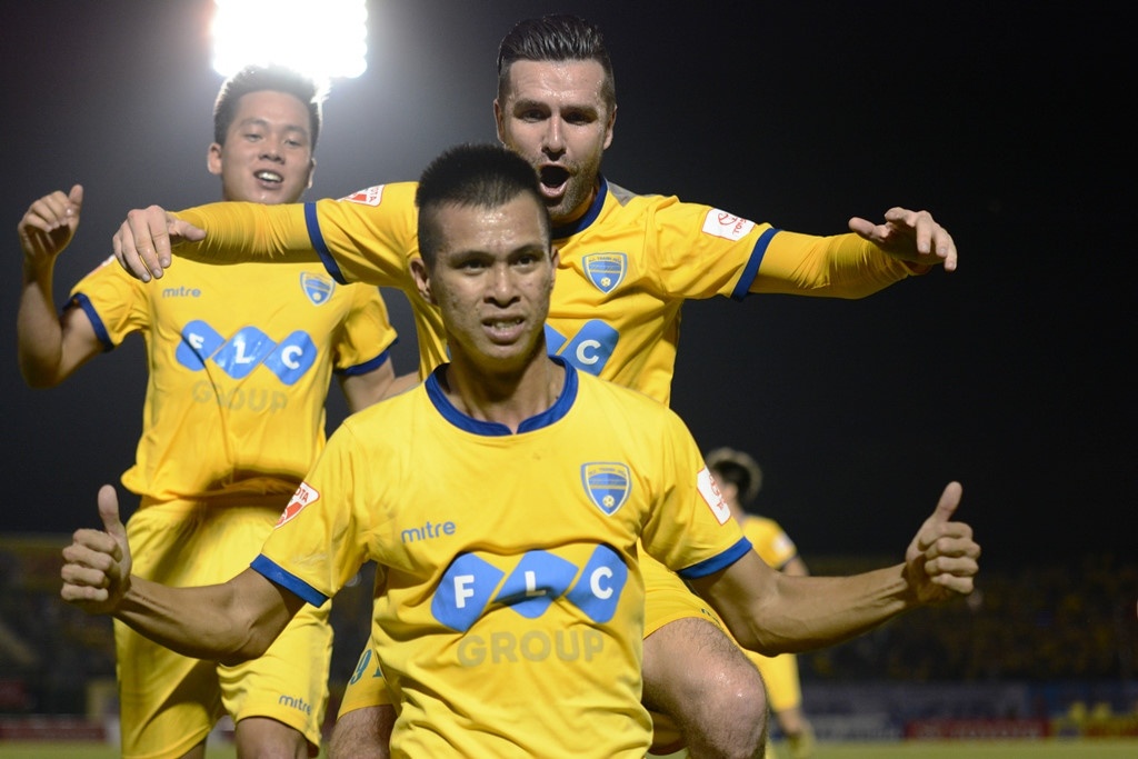 Thanh Hoa gap rut bo sung luc luong du AFC Champions League hinh anh