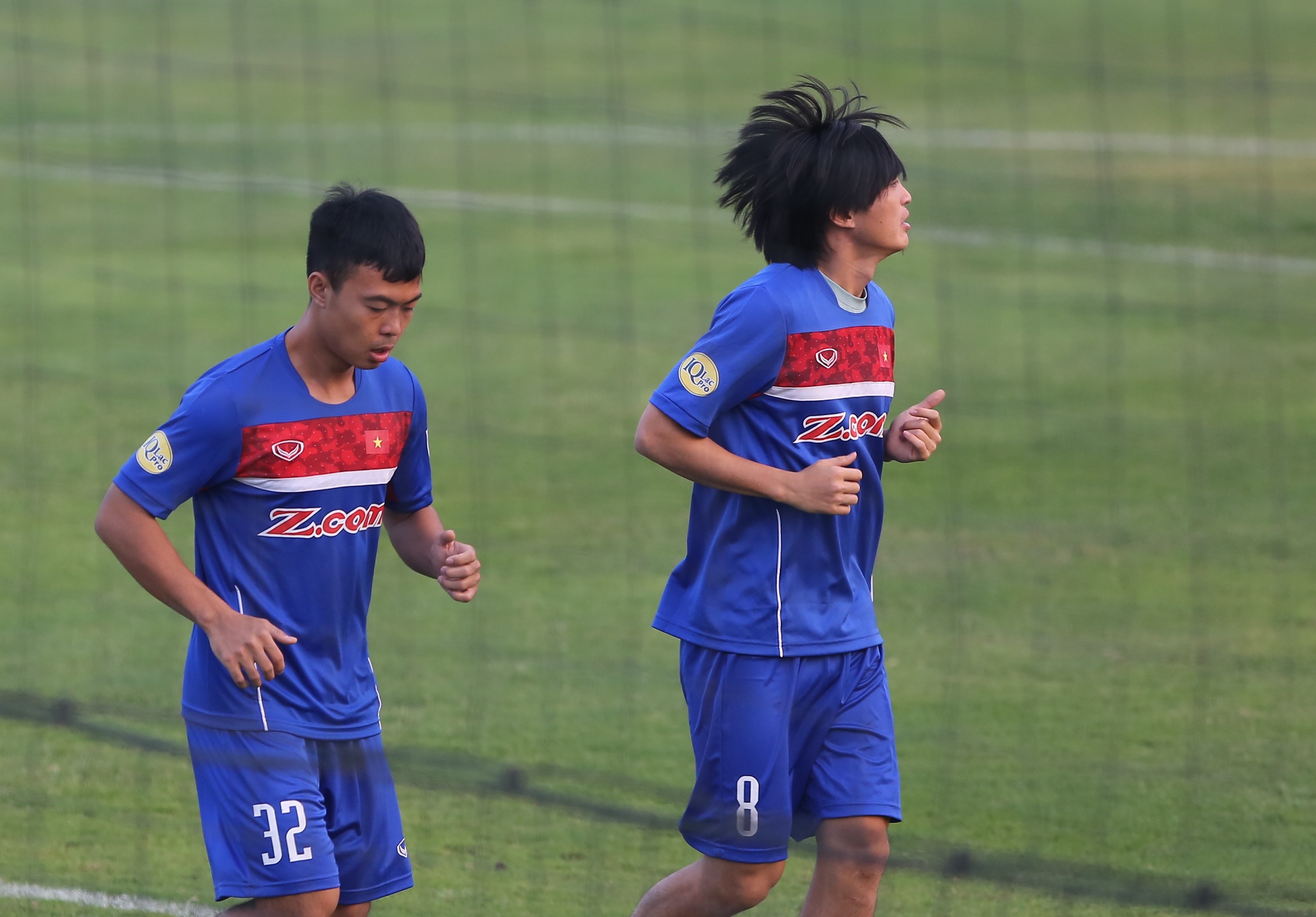 Nhieu cau thu U23 Viet Nam chan thuong, phai tap rieng cung bac si hinh anh