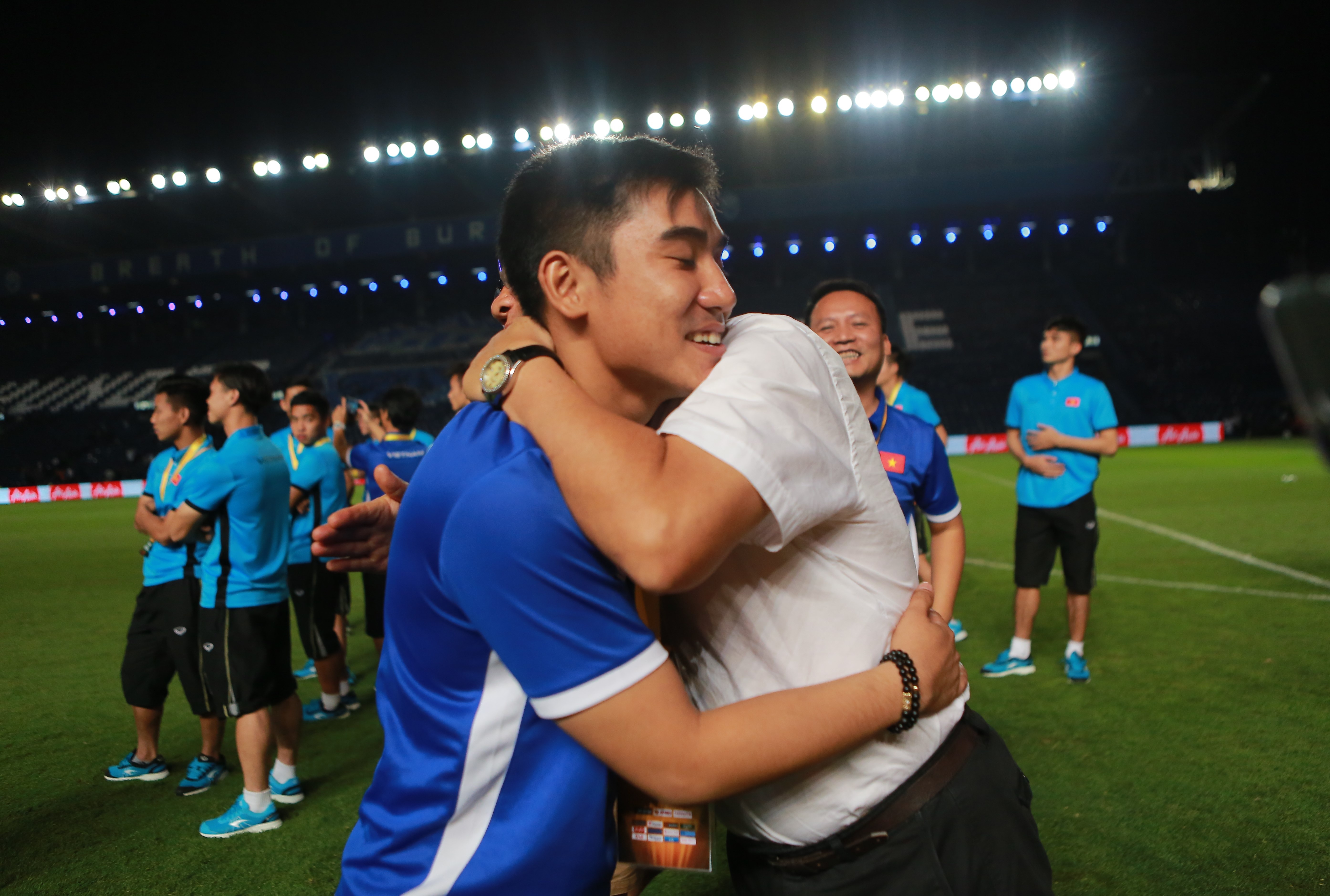 HLV Park nhường huy chương cho bác sĩ, ảnh 2 HLV Park nhuong huy chuong cho bac si, anh 2